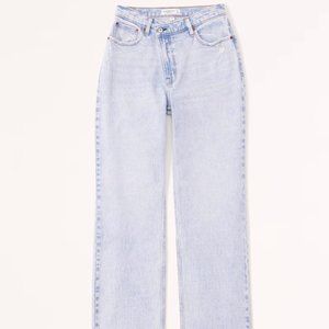 ABERCROMBIE & FITCH Curve Love High Rise 90s Relaxed Jean